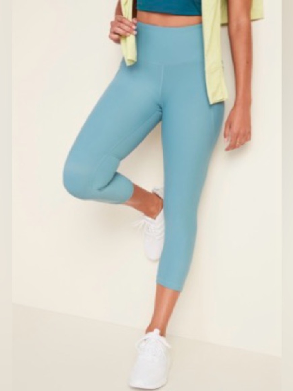 High-Waisted Elevate Powersoft Side-Pocket Crop Leggings for Women